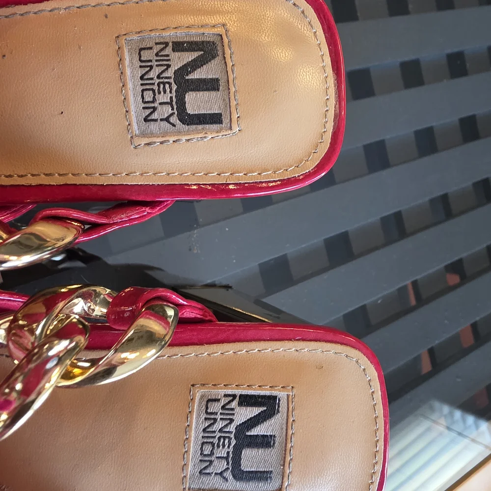 Ninety Union Elegant Red Women's Shoes Worn Once - Picture 4 of 5